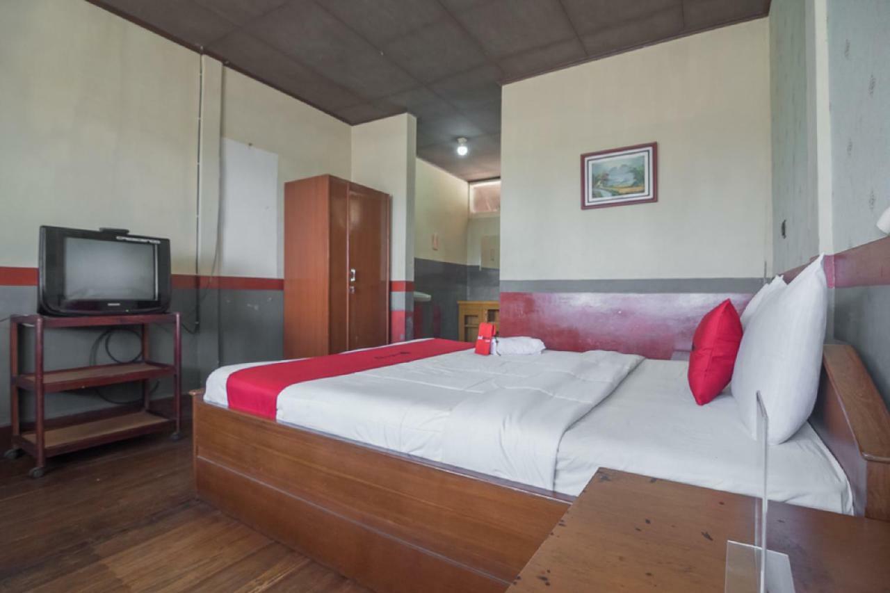 Hotel Reddoorz @ Maribaya Street Lembang Exteriér fotografie